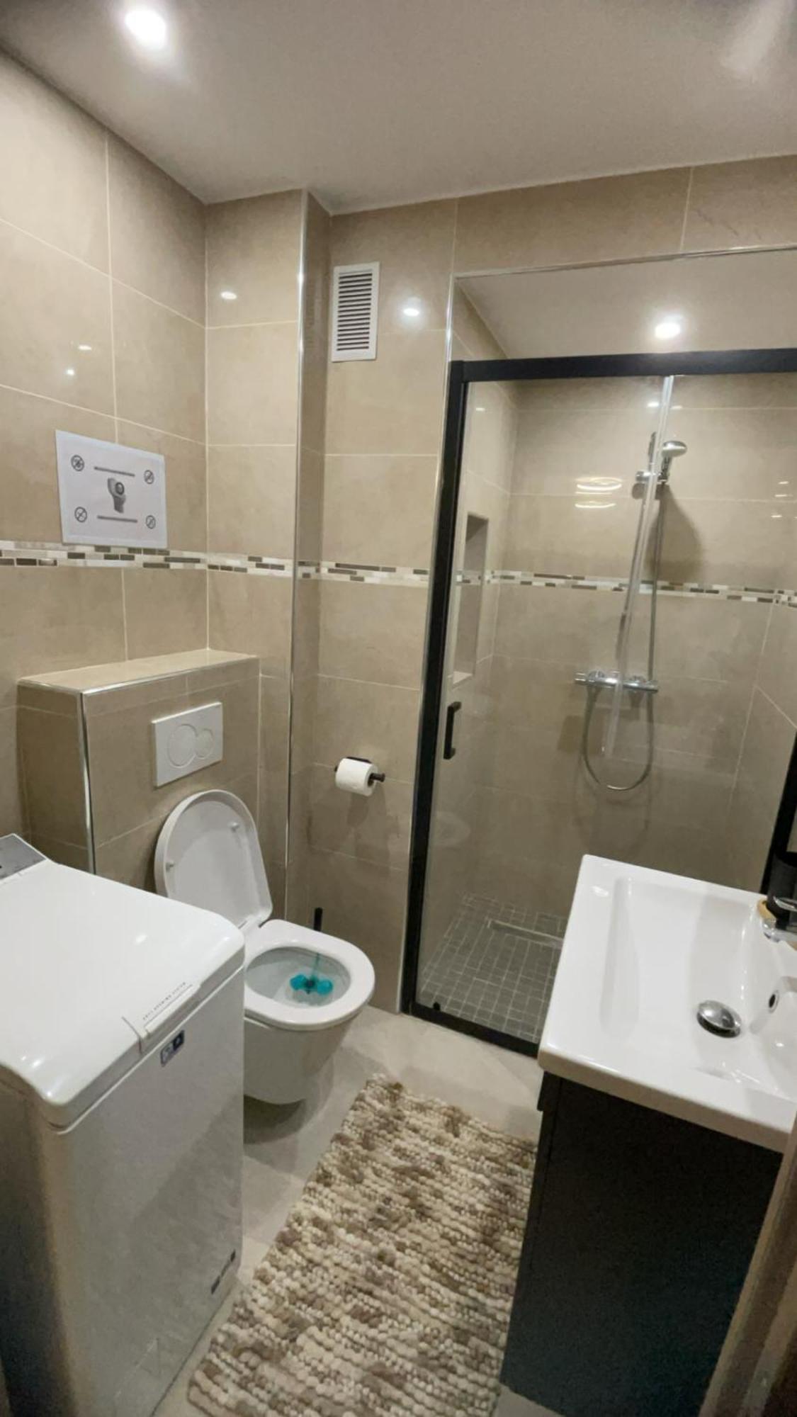 Charmant Studio - Centre Ville De Канны Экстерьер фото